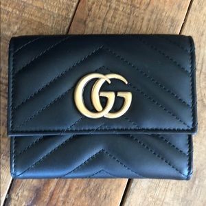 EUC Gucci Marmont Wallet